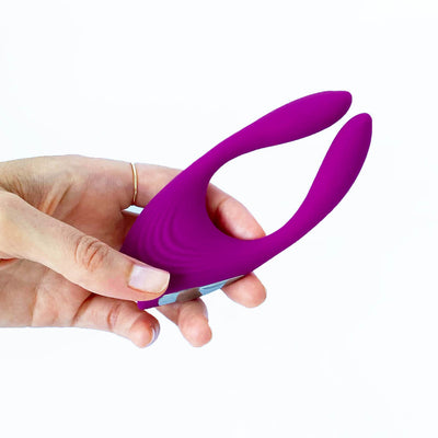 VIO Vibrator with Remote